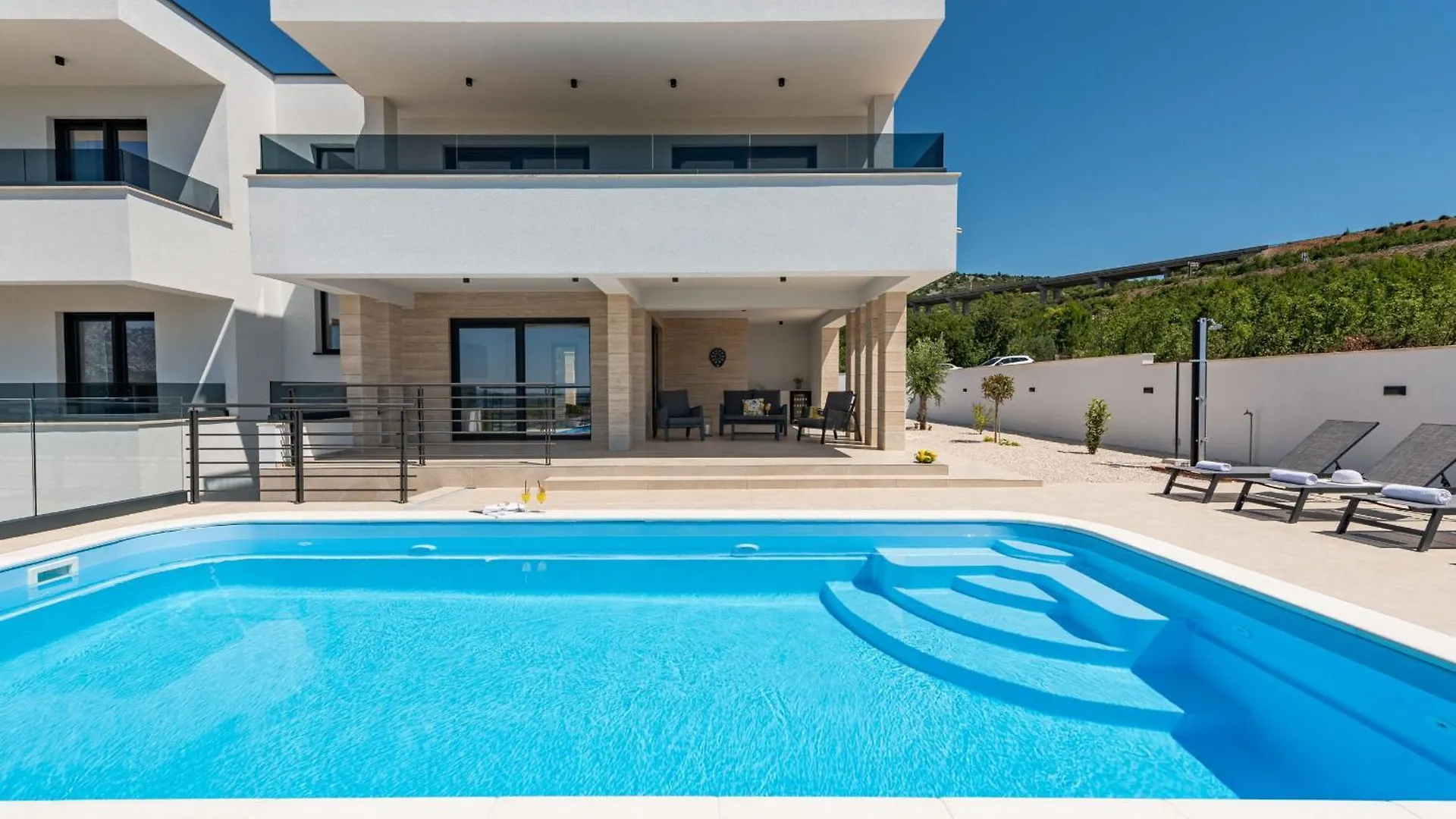 Villa Malusy Zadarvillas Rovanjska