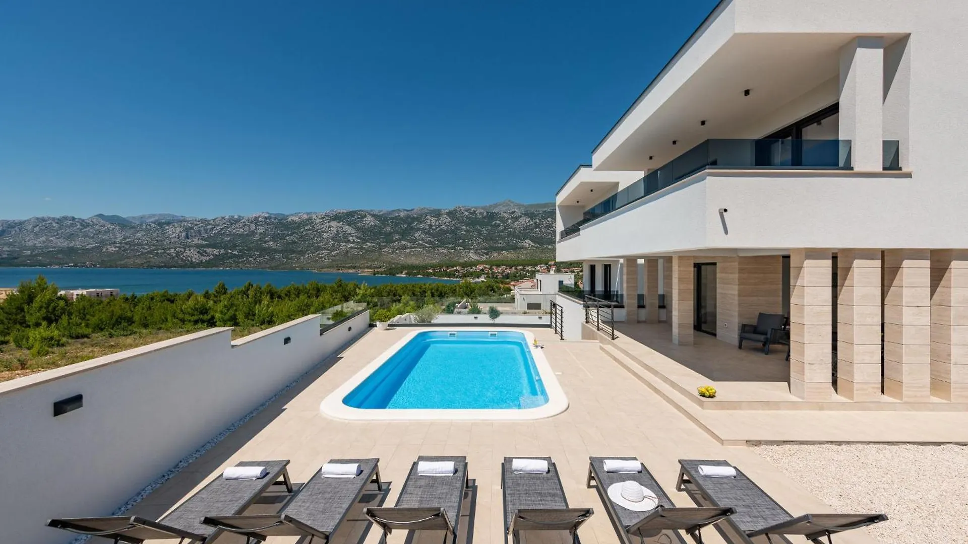 Villa Malusy Zadarvillas Rovanjska